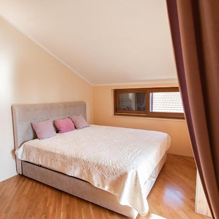 Boka Apartment Baošići Exterior foto