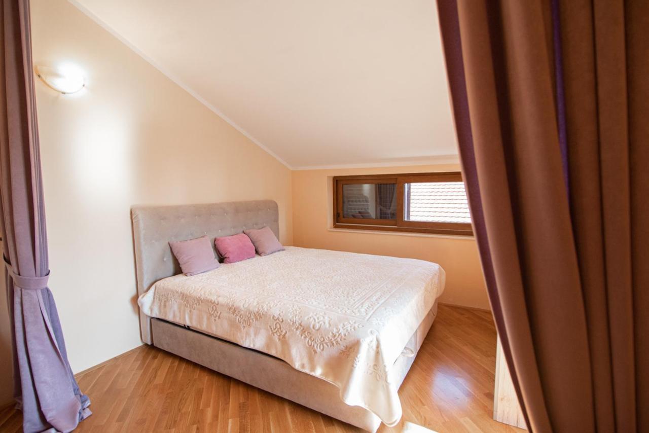 Boka Apartment Baošići Exterior foto