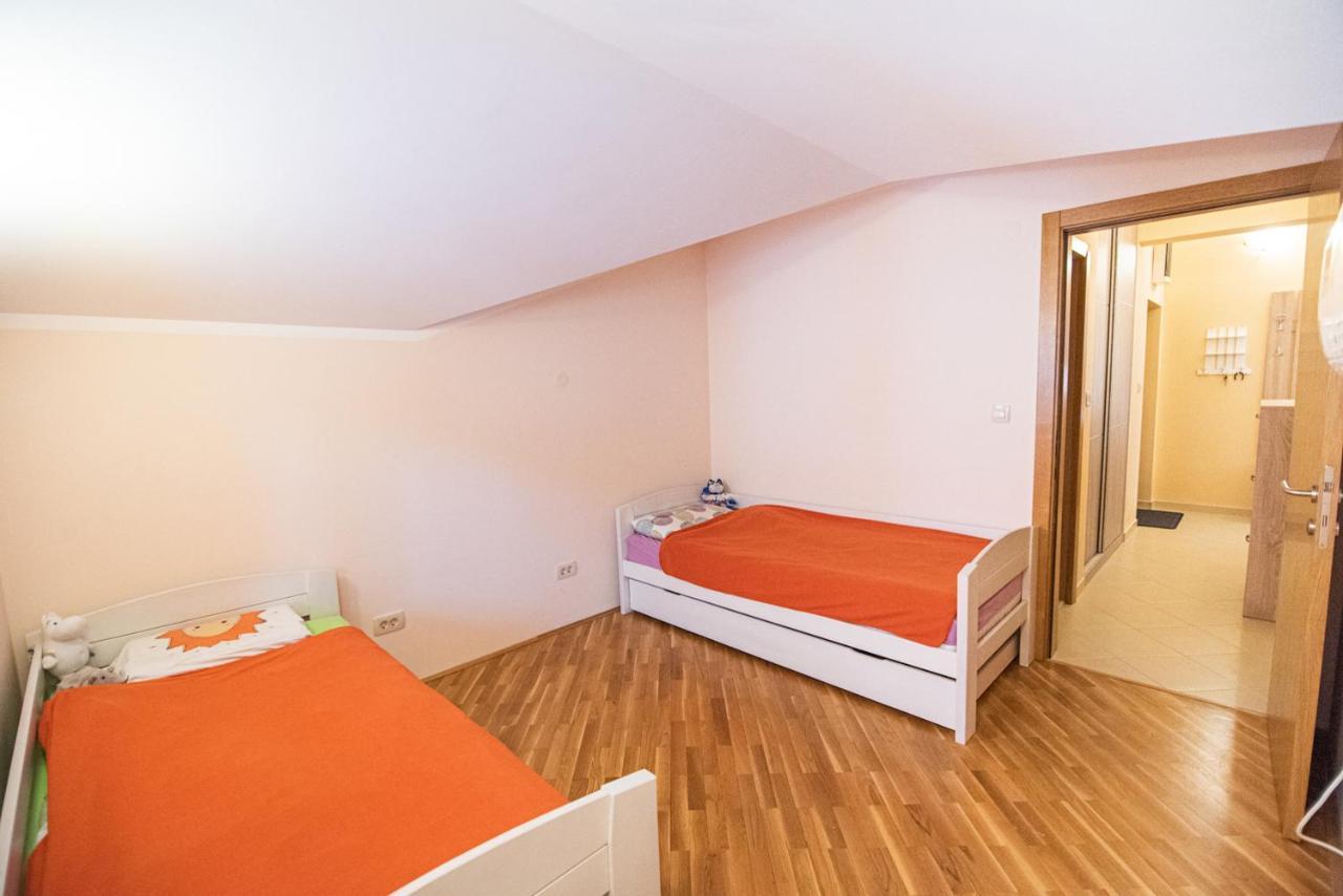 Boka Apartment Baošići Exterior foto