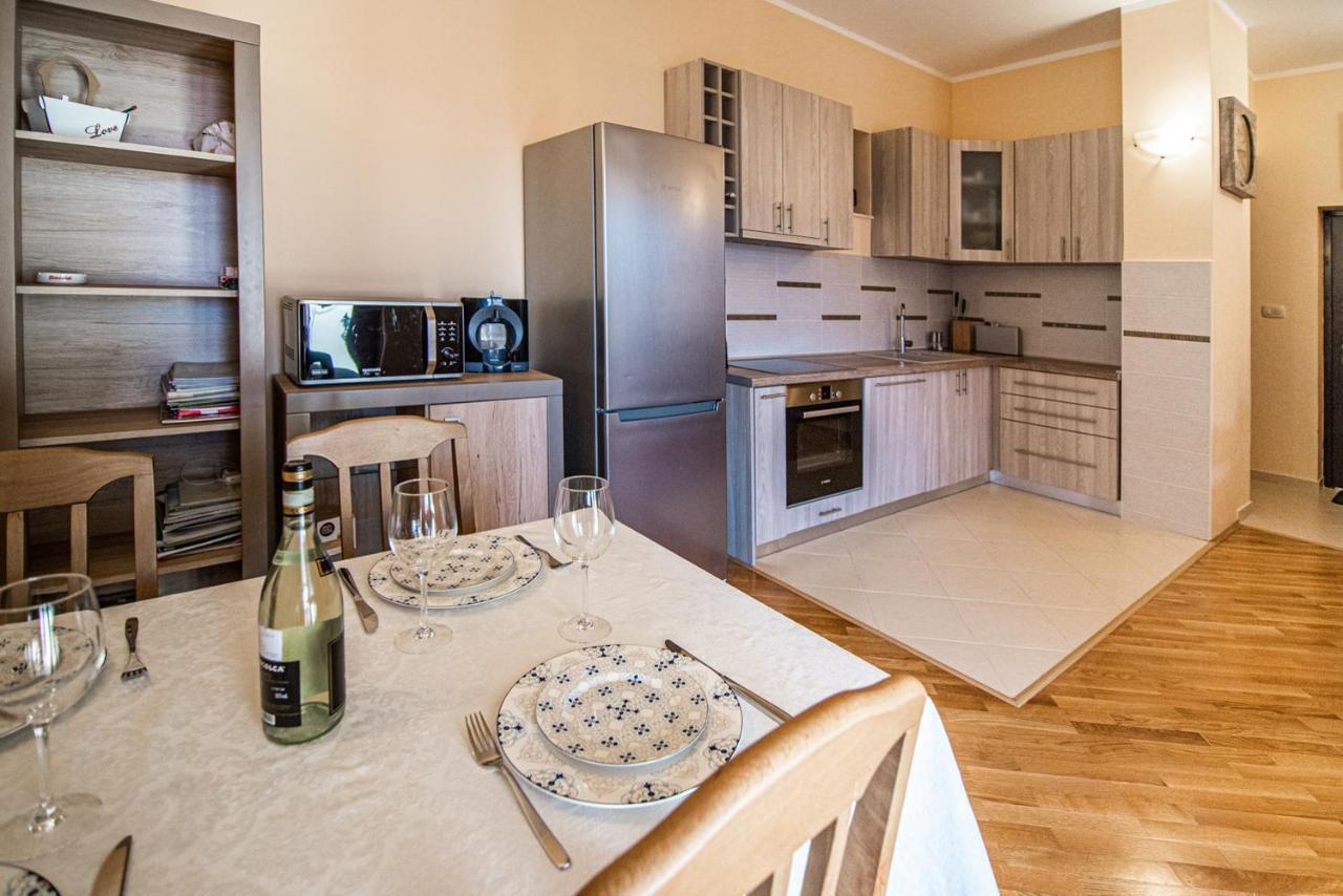 Boka Apartment Baošići Exterior foto
